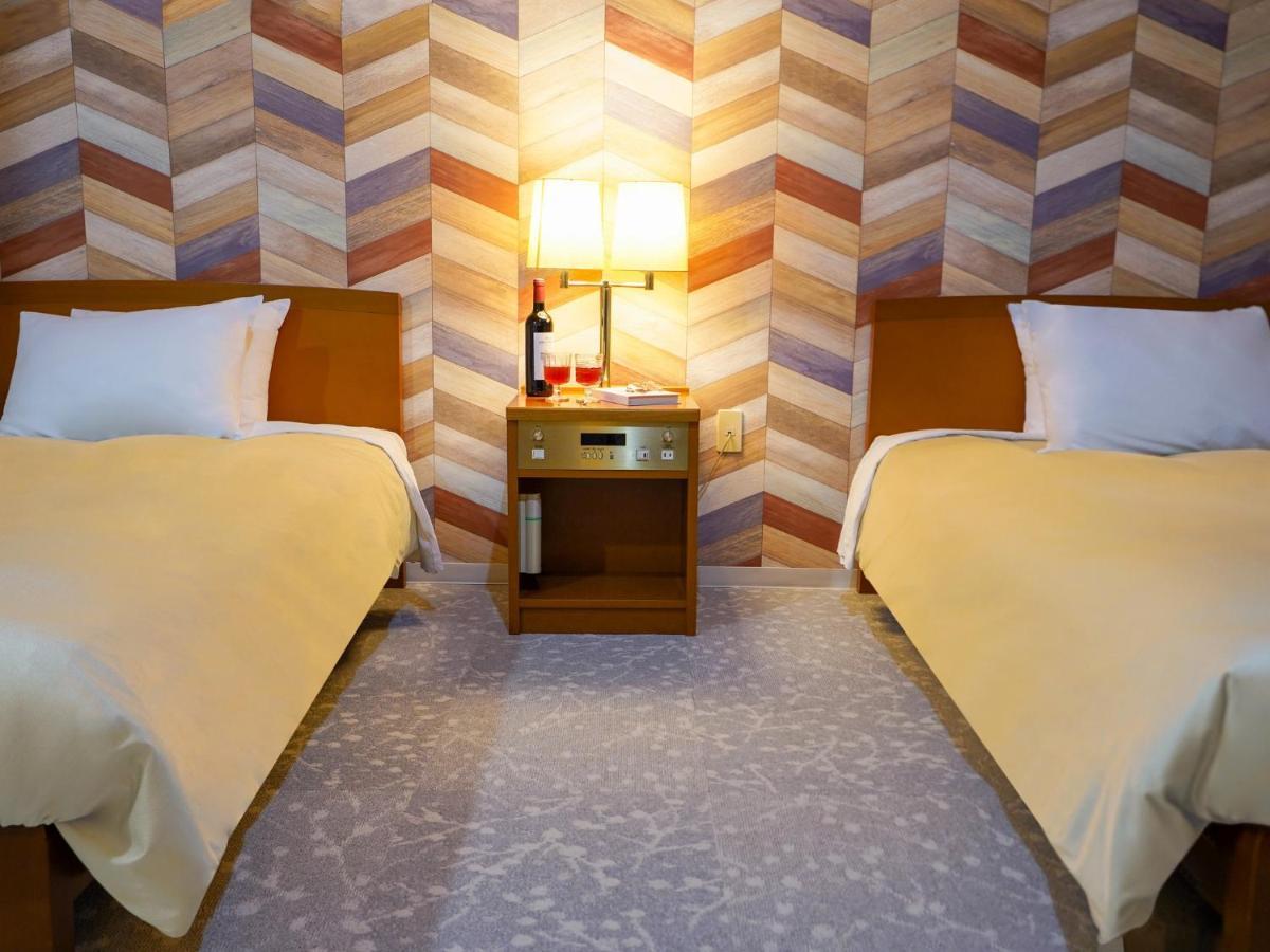 Hotel New Gaea Iizuka Esterno foto