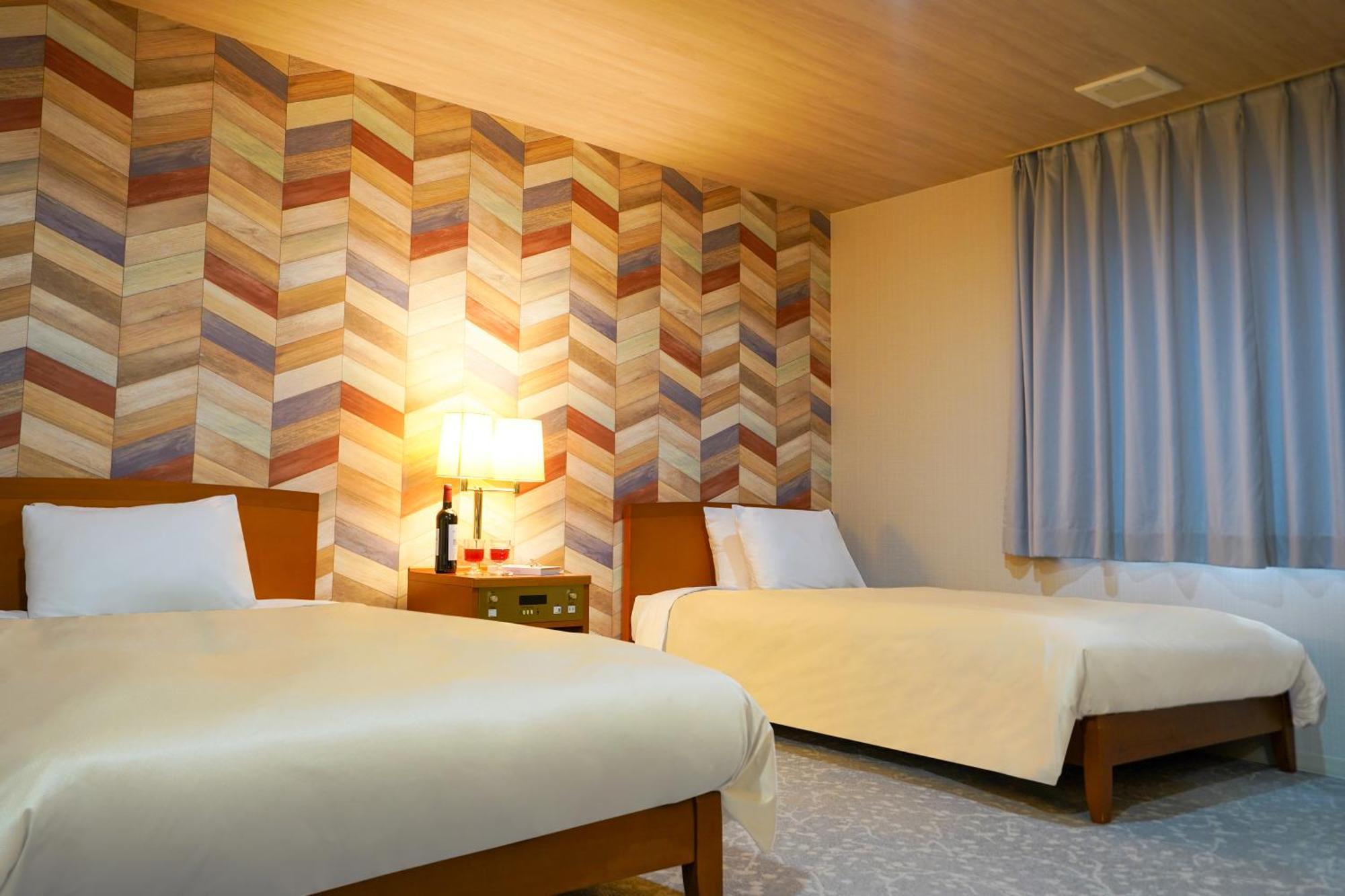 Hotel New Gaea Iizuka Esterno foto