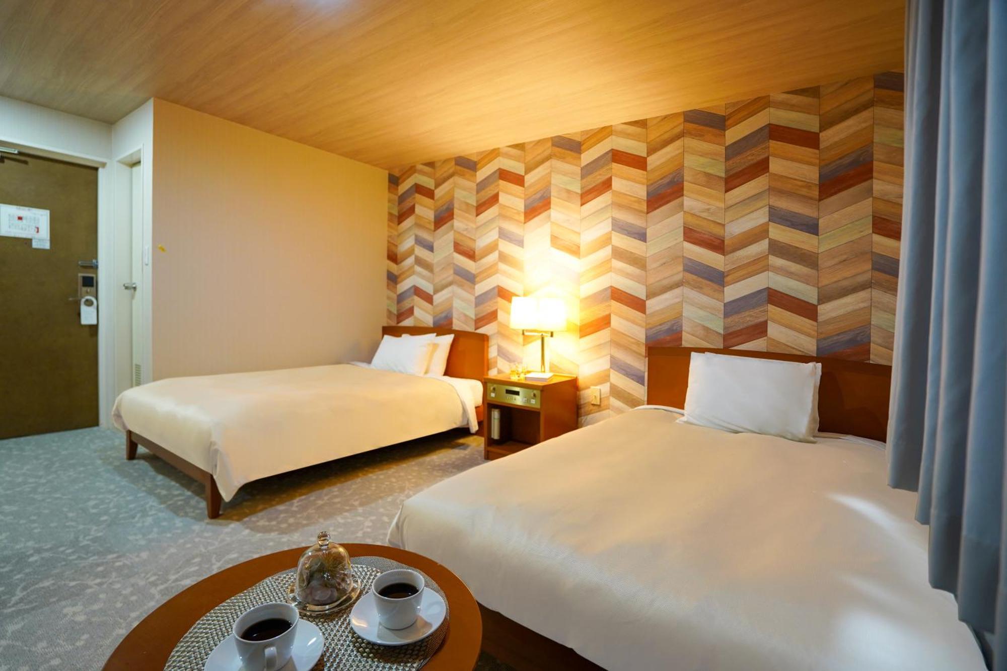 Hotel New Gaea Iizuka Esterno foto